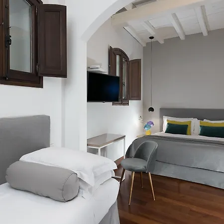 Maison Giulia By Hili Bed & Breakfast 2*
