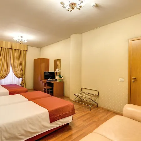 Flower Garden Otel Roma