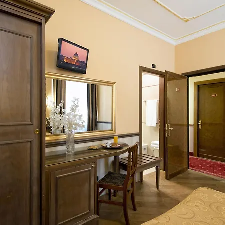 Marco Polo Hotel 3*