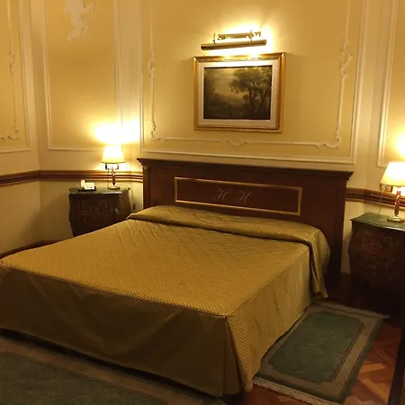 Hiberia Hotel 3*