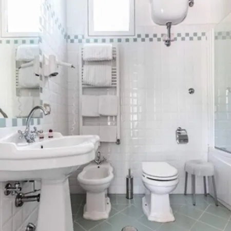 Palazzo Venere 4* Roma
