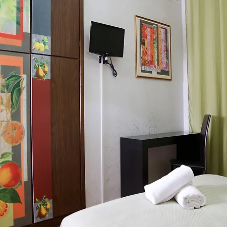 Roma Room Hotel Hotel 3*