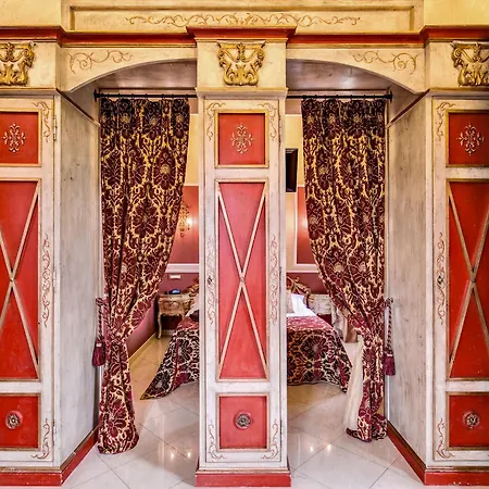 Romanico Palace Luxury & 4* Rome