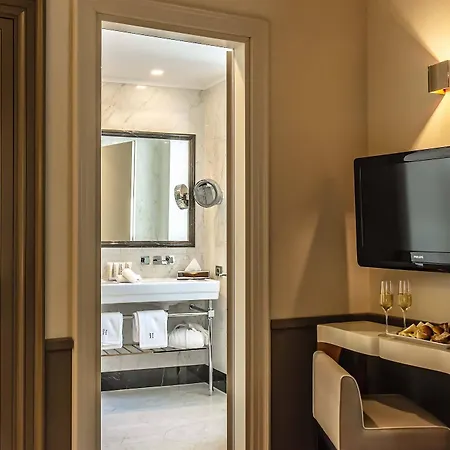 Lunetta Otel 4*