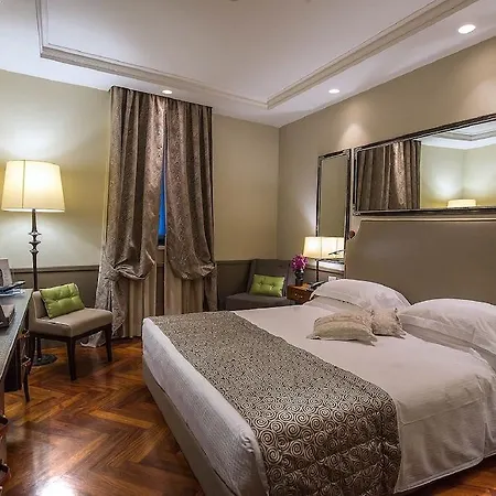 Otel Lunetta 4*