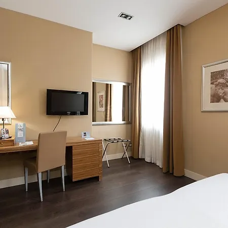 Saint John Hotel