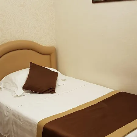 Piazza Di Spagna Otel 3*