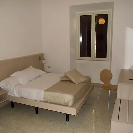 Elide 3* Рим