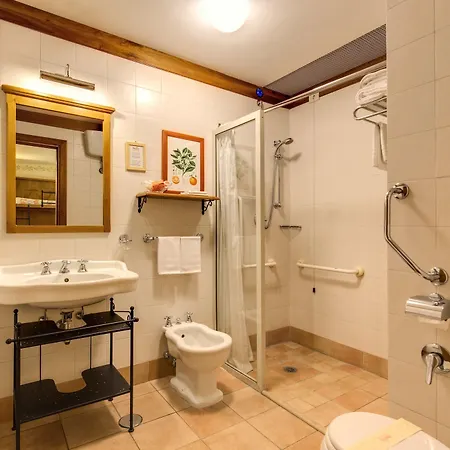 Hotel Santa Maria 3*