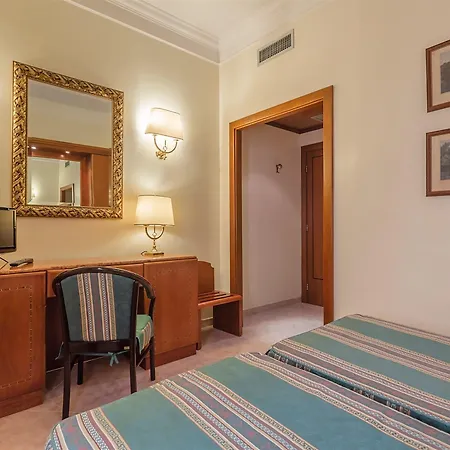 Raeli Luce 4* Rom