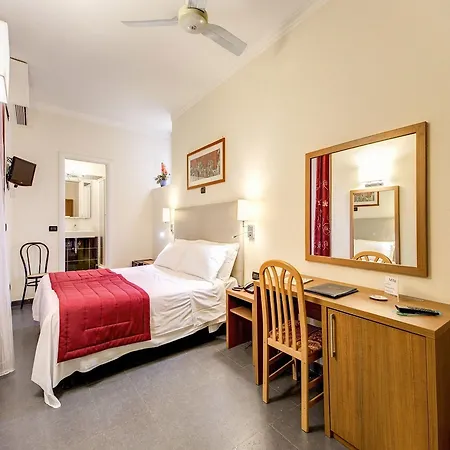 Giotto Flavia Hotel