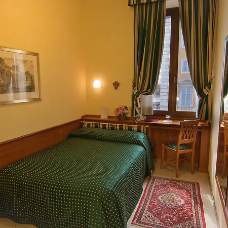 Residenza Paolo Vi 4* Rom