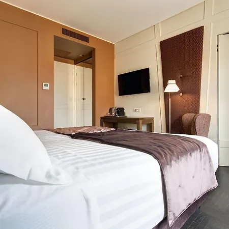 Mascagni Hotel