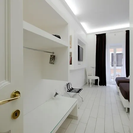 Town House Fontana Di Trevi Bed & Breakfast