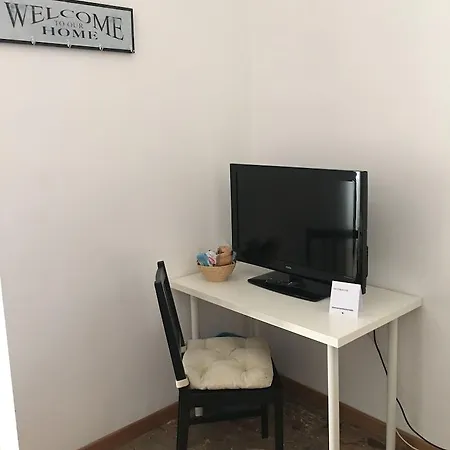 Damiani & Sister Guesthouse Bed & Breakfast 2*