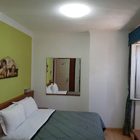 La Casa Dell'arte 2* Rome