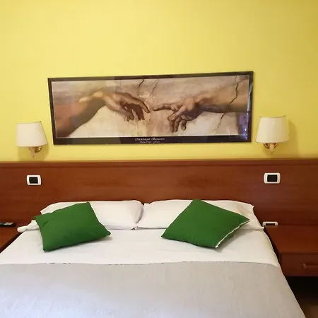 La Casa Dell'arte Guest house 2*