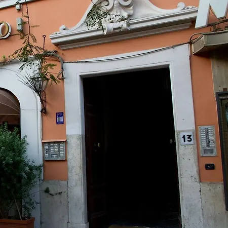 Hotel Gaudi 2*