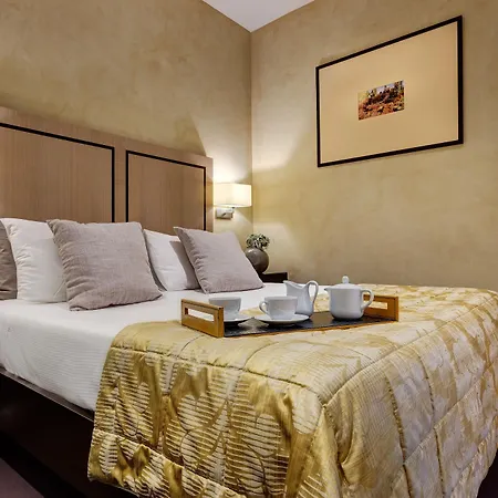 Intown Luxury House Guest house 3*