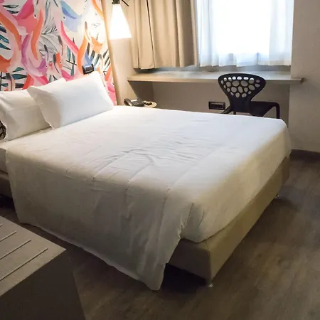 San Giovanni 4*