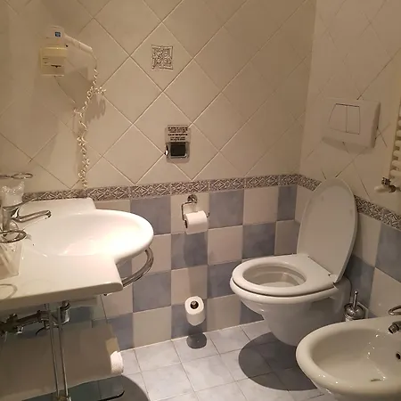 Guest house 69 Manin Street 3*