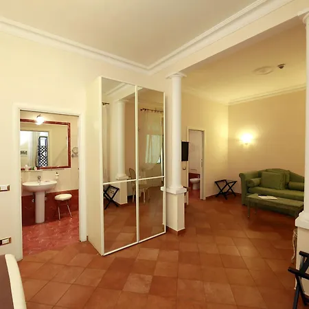 Residenza Gens Julia Roma