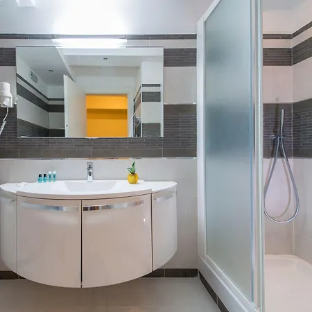 Hearth Hotel 3*
