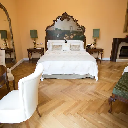 Royal Trinita Dei Monti 4*
