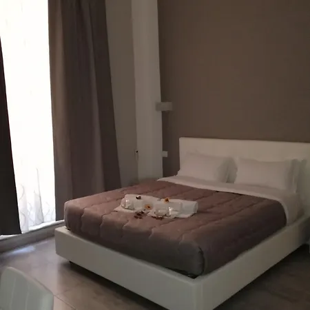 Garden's Elide 2* Roma