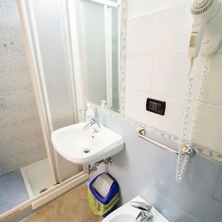 Funny Palace Hostel *