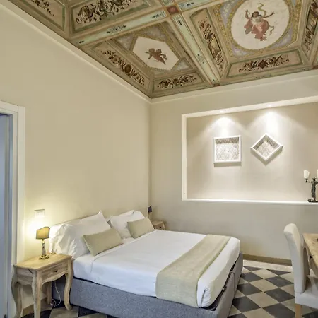 Little Queen Bed & Breakfast 3*