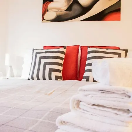 Gallery Guest house 2*