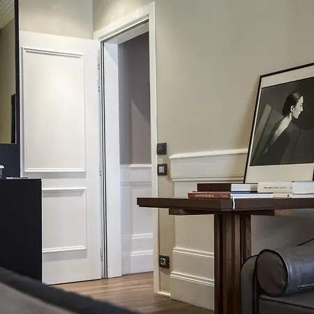 The Independent Guest house 4*