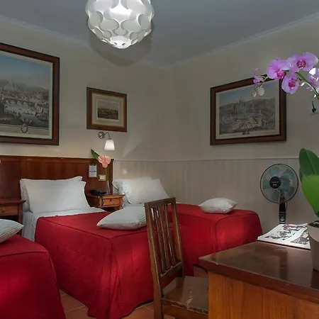 Hostel Budget Des Arts Rzym