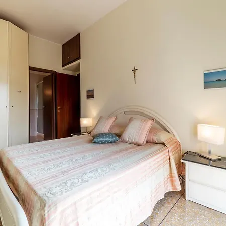 Monteverde Roomy Sun And Flowers Apartment *