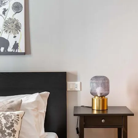 Elical Luxury Apartment