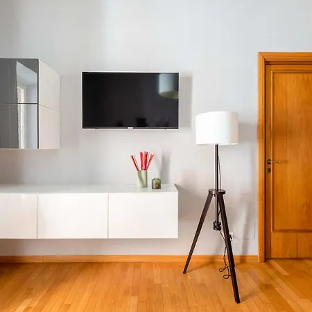 Elical Luxury Apartment