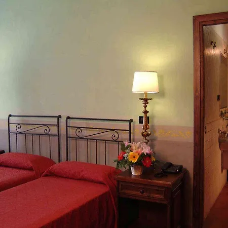 Nocleg ze śniadaniem Domus Sessoriana 3*