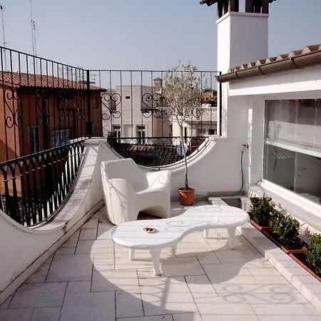 Aparthotel Trevi 2*