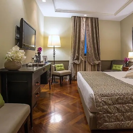 Otel Lunetta 4*