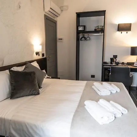 Hotel Relais Manzoni 3*
