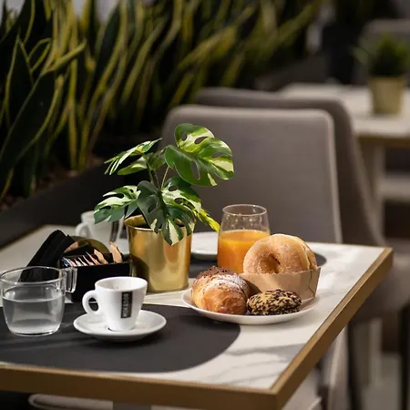 Relais Manzoni Hotel 3*