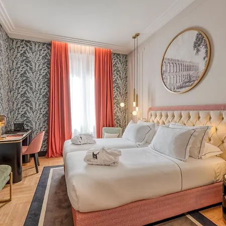 H10 Palazzo Galla 4* רומא