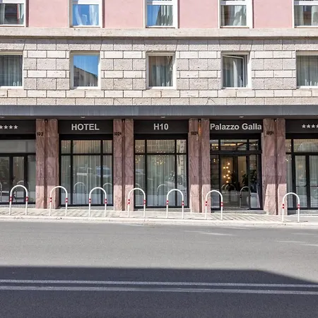 H10 Palazzo Galla 4* רומא