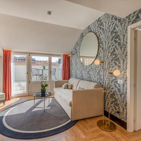 H10 Palazzo Galla 4* רומא