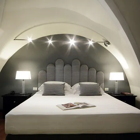 Numa Vici Aparthotel Roma