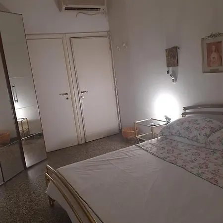 La Casa Di Nonna Lina Homestay