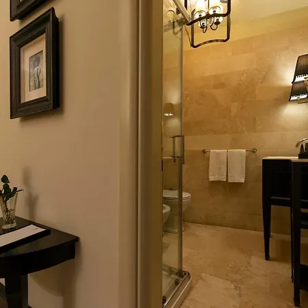 Profumo Maison Colosseo Πανσιόν 3*
