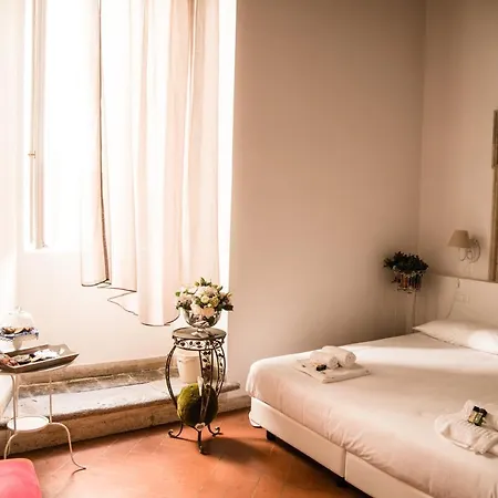 Guest house Flowers Apartments