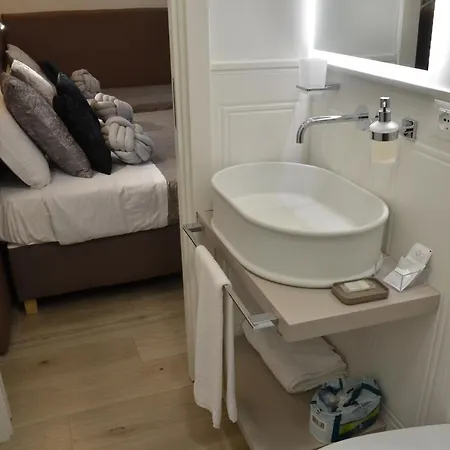 Bed and breakfast At Your Place Roma